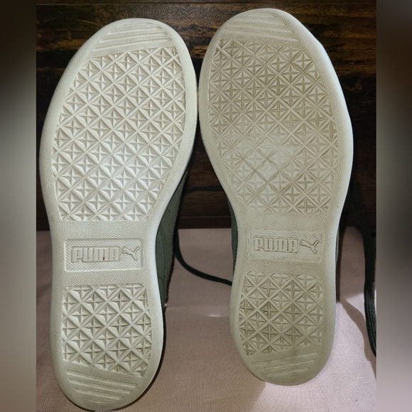 Puma women's Vikky green suede casual sneakers size  7 - Picture 11 of 12